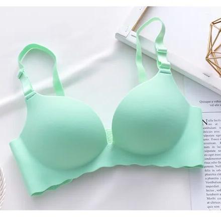 Sutien pentru un contur natural în toată discreția